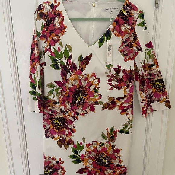 NWT floral printed cape sleeve mini. Trina Turk Sandcastle Dress Nordstrom - Picture 6 of 7
